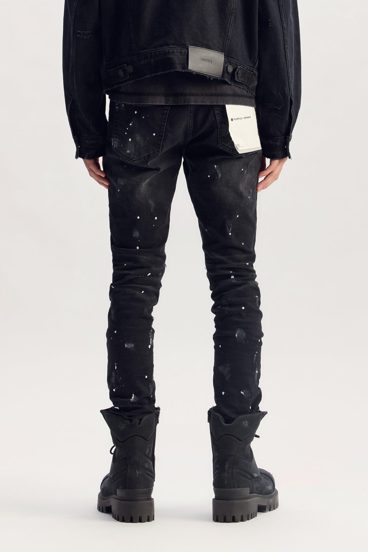 P001 Black Resin Knee Slit