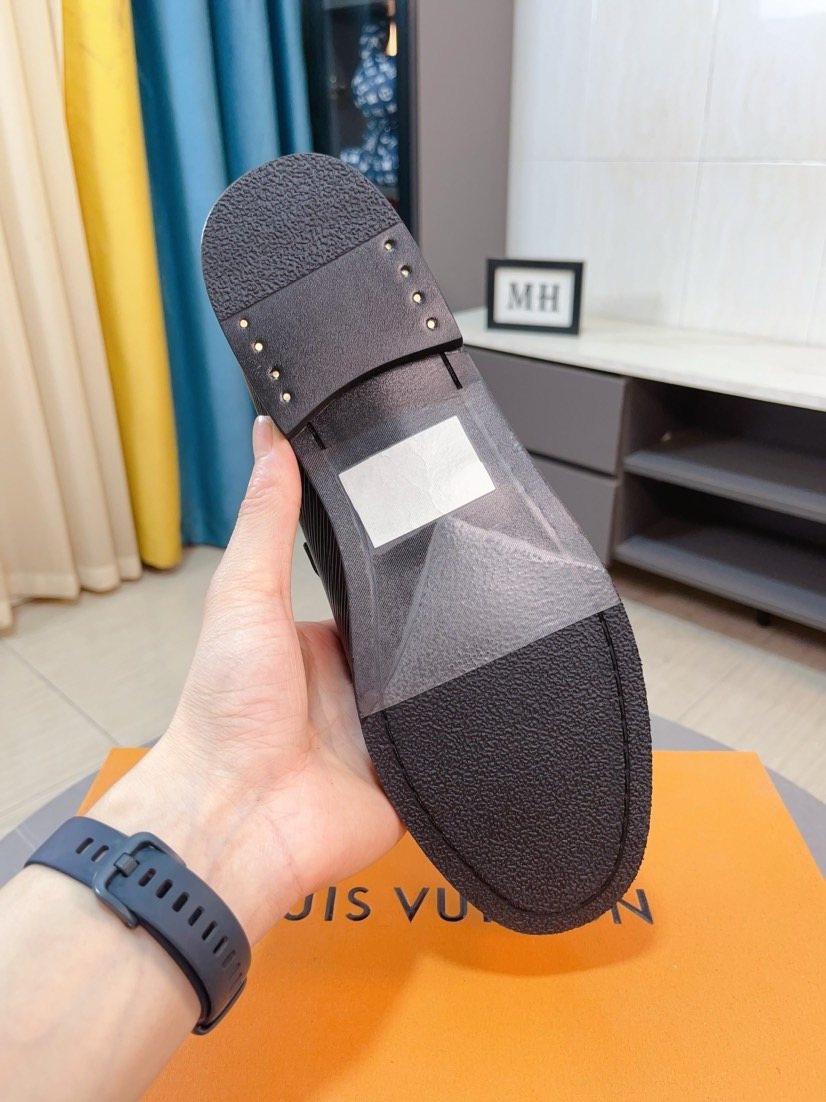 Louis Vuitton Black Textured Bar Slip-On Shoes