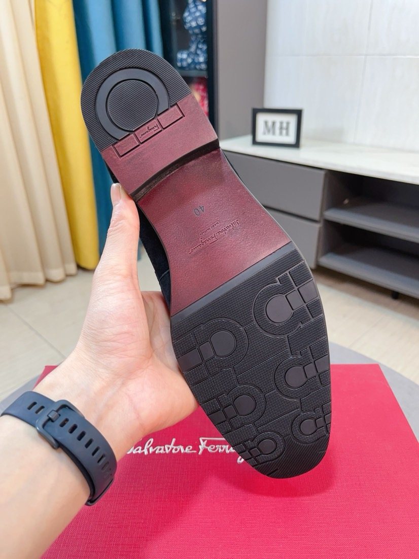 Salvatore Ferragamo Gold-Buckle Loafers