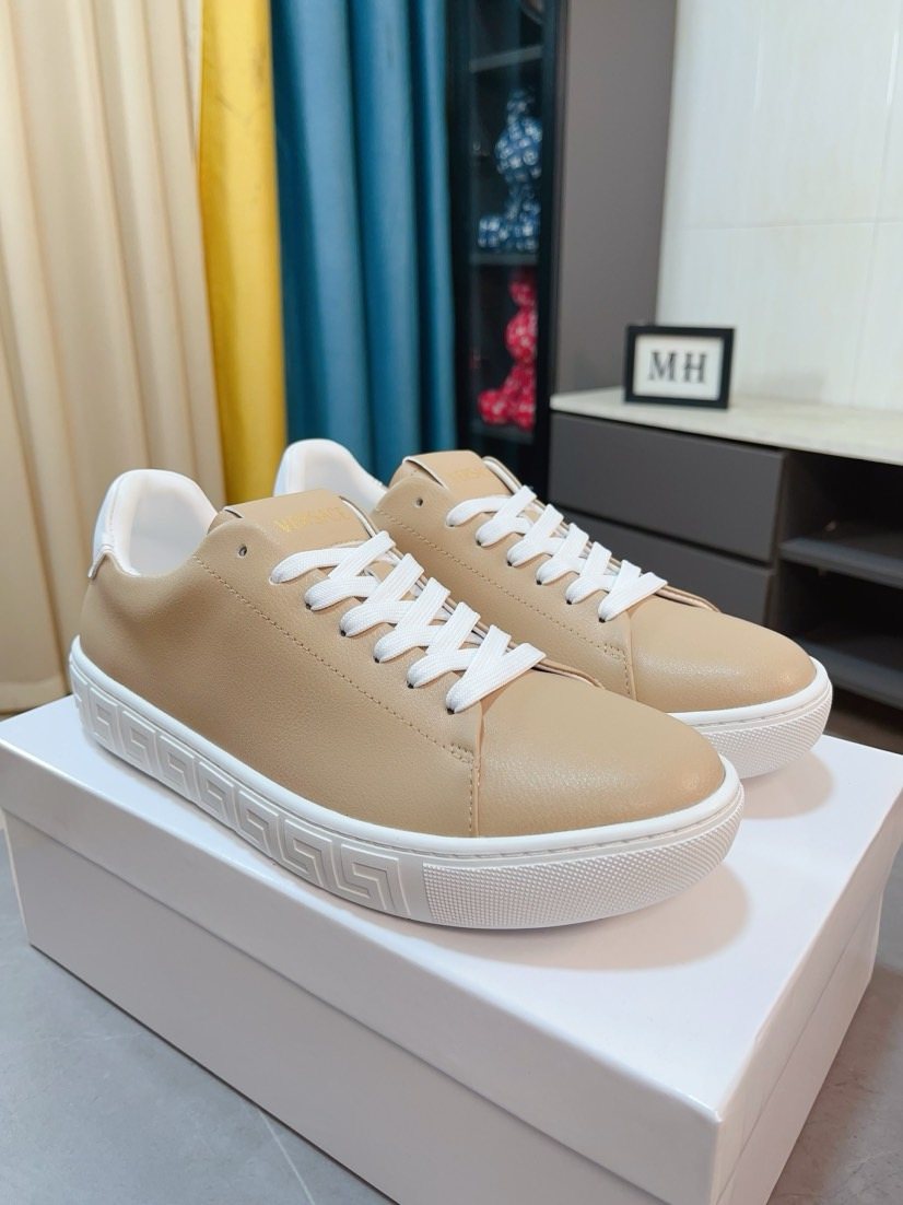Versace Men's Low-Top Lace-Up Sneakers
