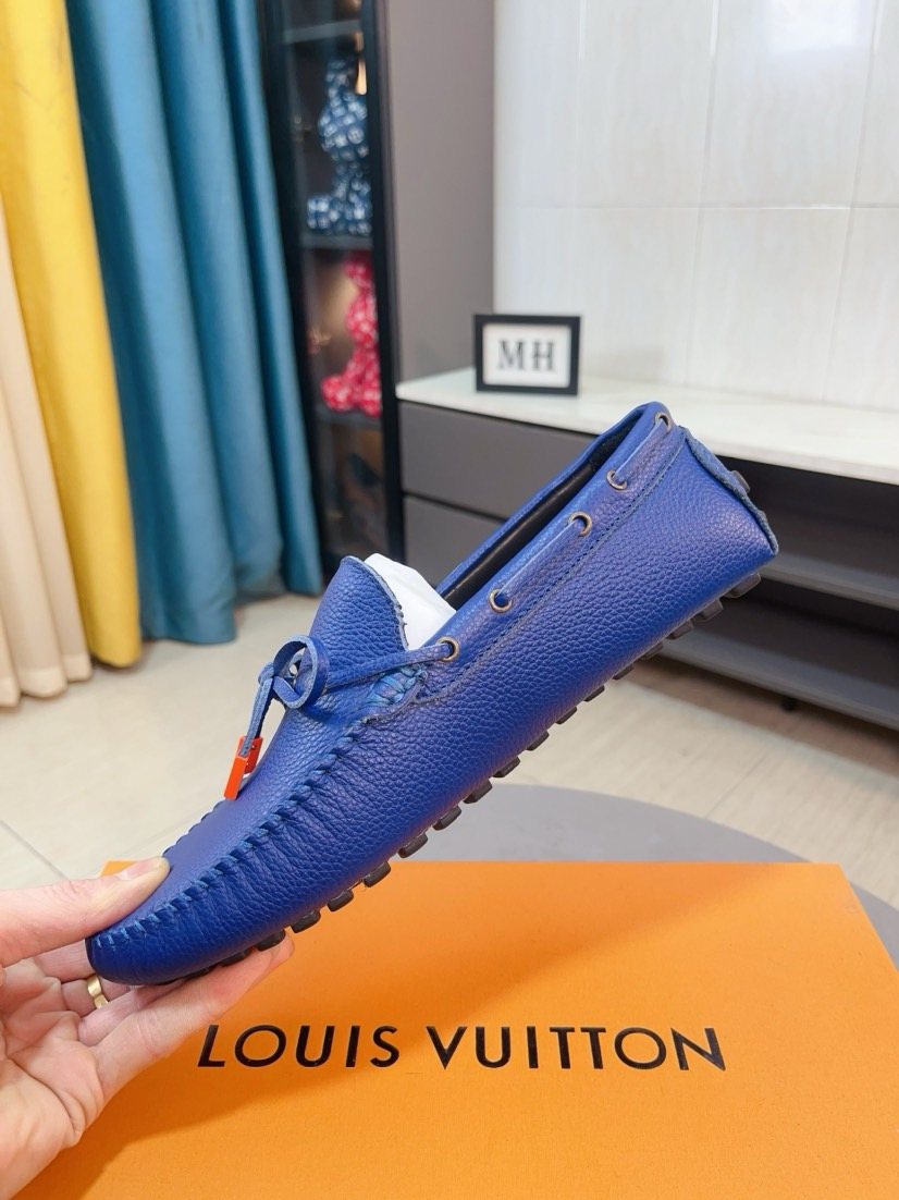 Louis Vuitton Lace-Tie Driving Moccasins