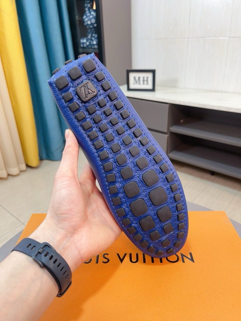Louis Vuitton Lace-Tie Driving Moccasins
