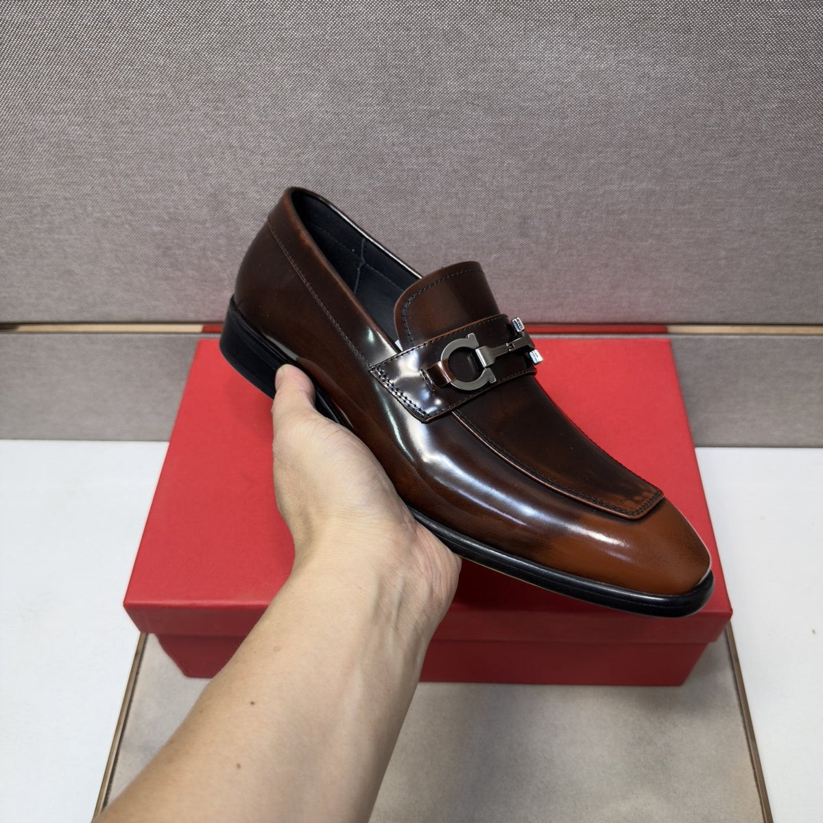 Ferragamo Men's Buckle Loafers - Leather Lining